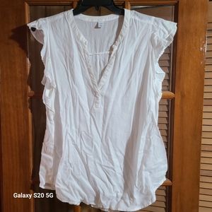 Old Navy top